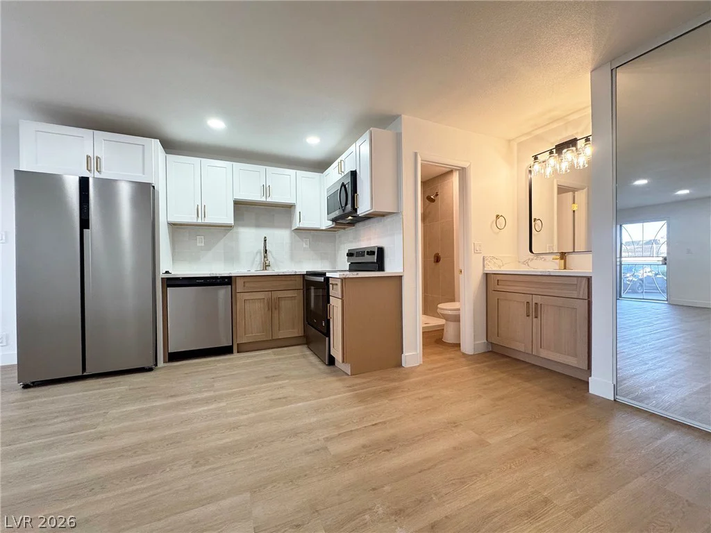4600 University Center, Las Vegas, NV 89119