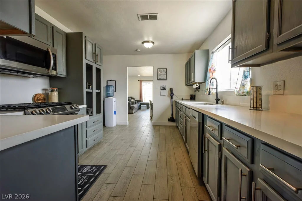 1100 Freeman, Las Vegas, NV 89106