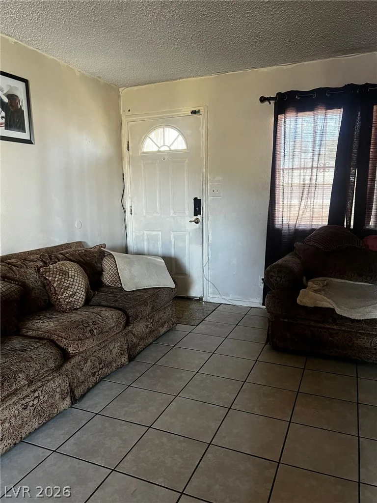 4829 Stillwater, Las Vegas, NV 89110