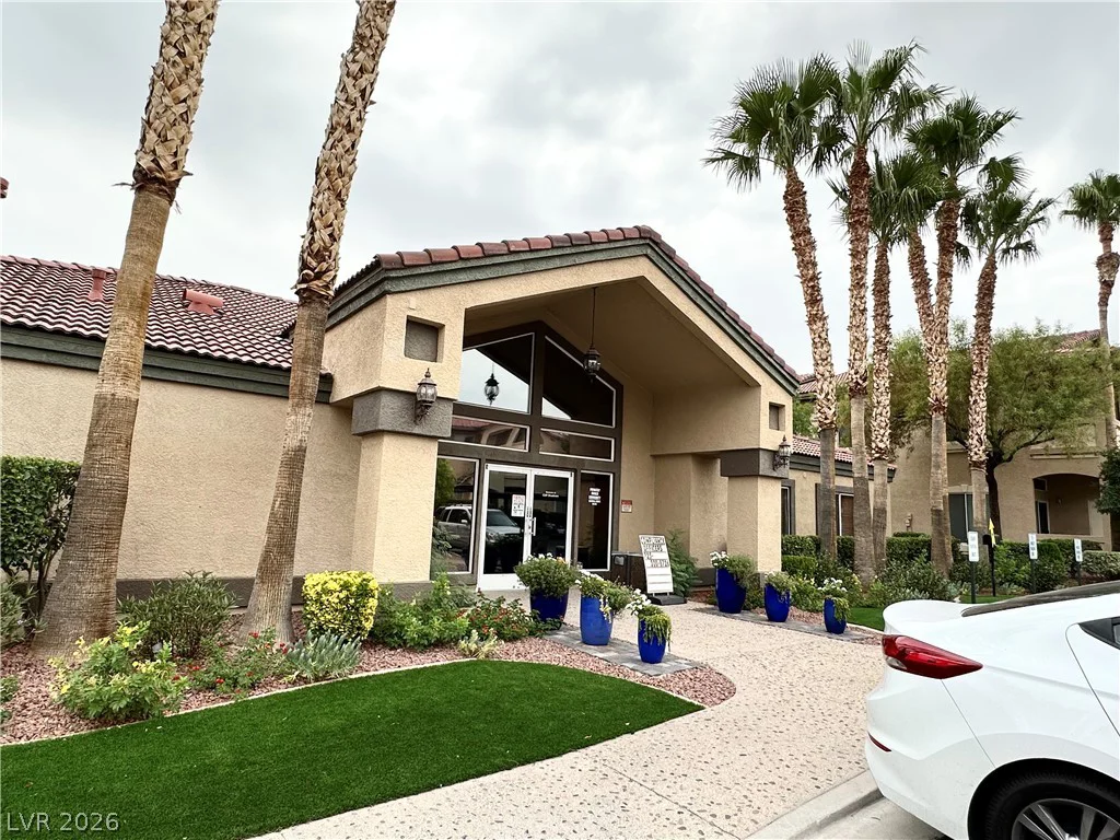 3480 Cactus Shadow, Las Vegas, NV 89129