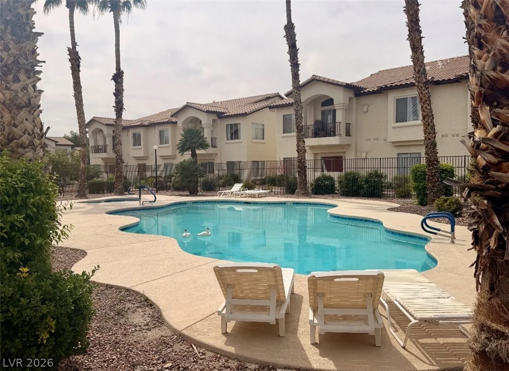 4821 Black Bear, Las Vegas, NV 89149