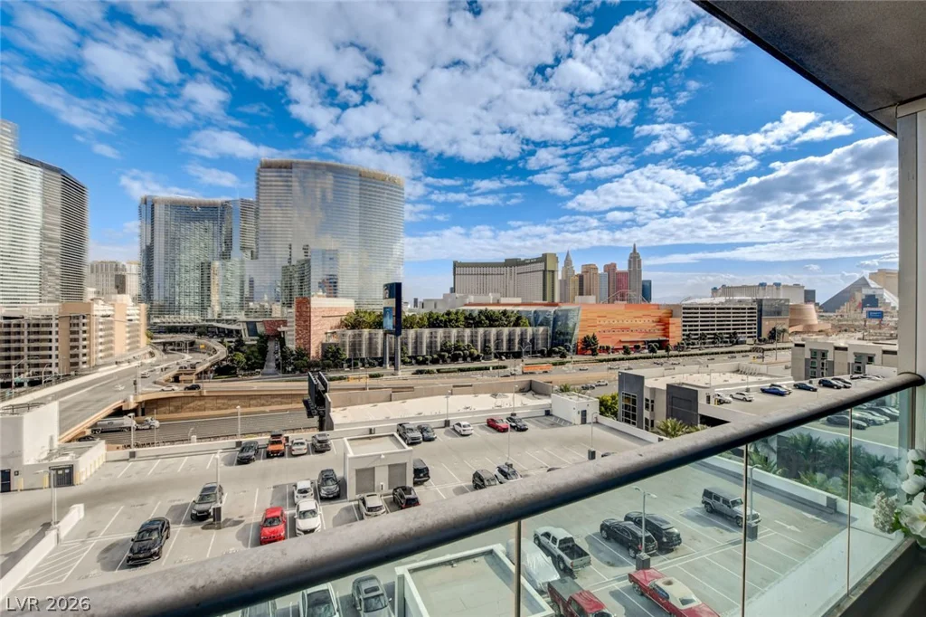 4525 Dean Martin, Las Vegas, NV 89103