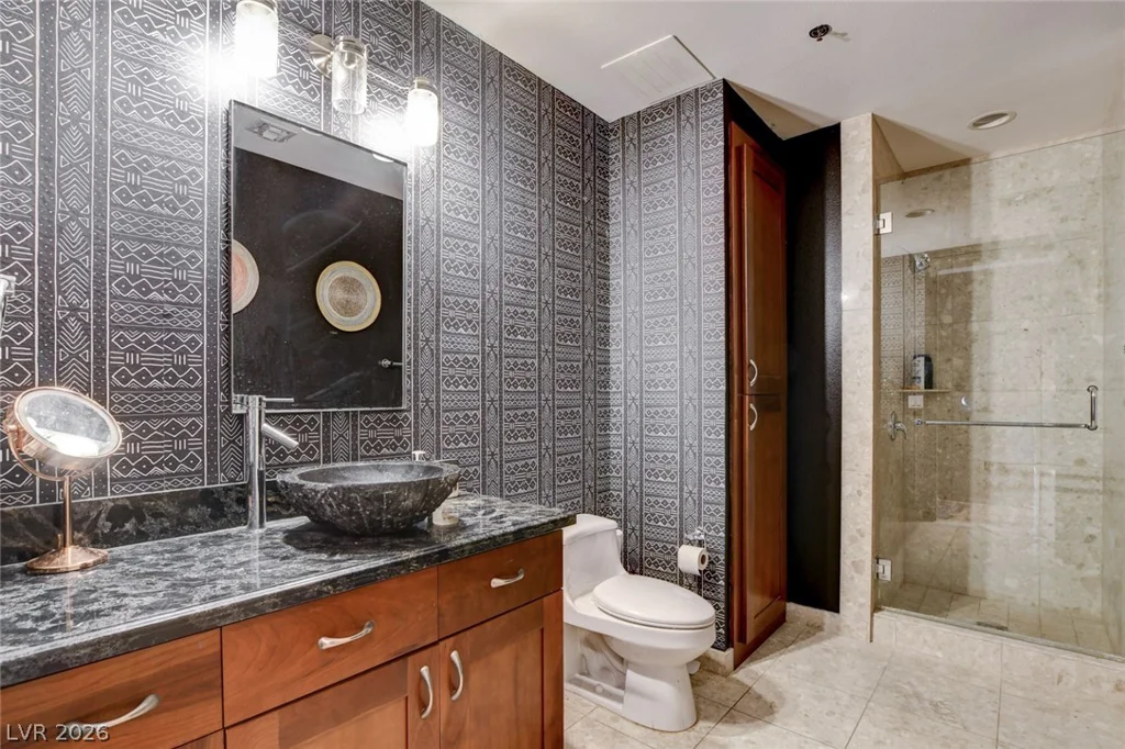 4525 Dean Martin, Las Vegas, NV 89103
