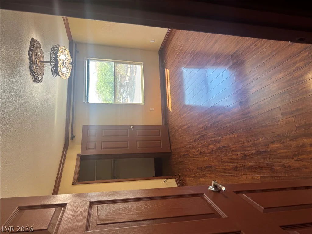 8101 Flamingo, Las Vegas, NV 89147
