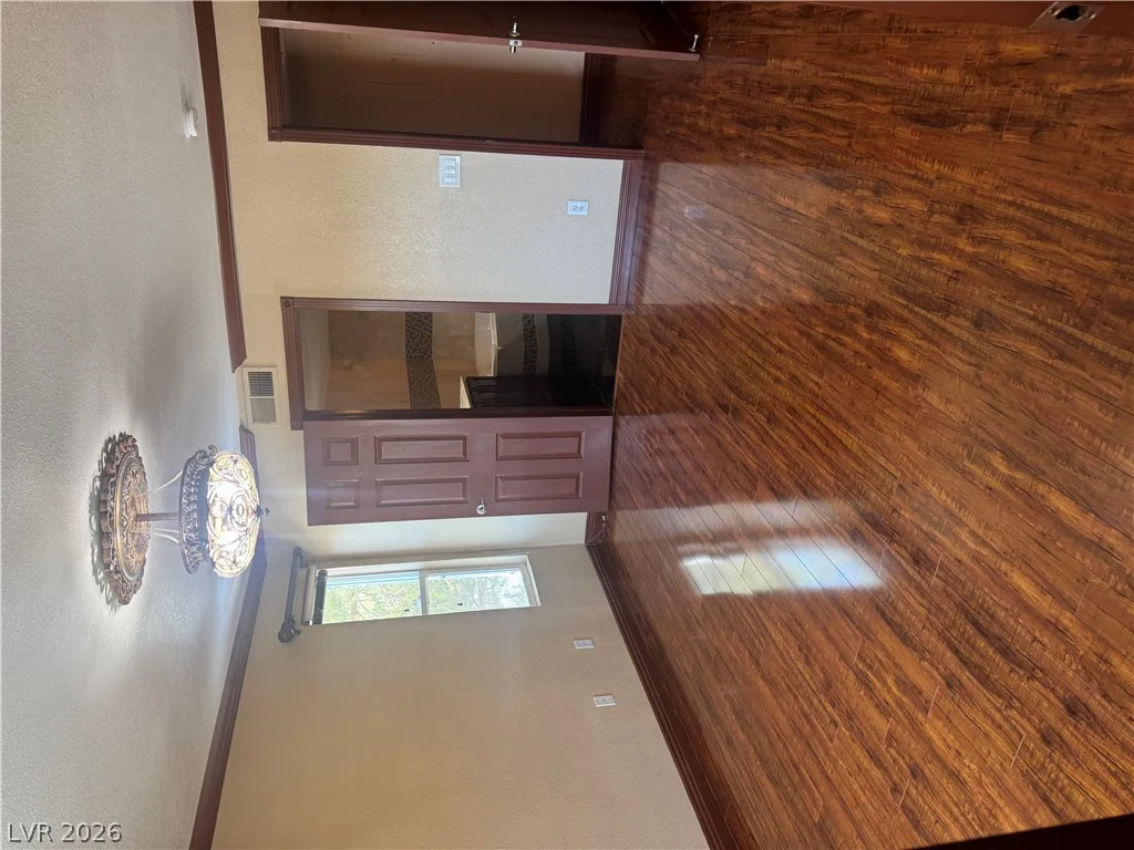 8101 Flamingo, Las Vegas, NV 89147