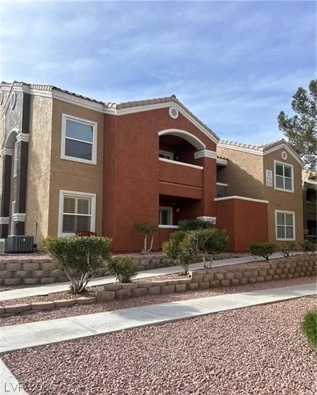 8101 Flamingo, Las Vegas, NV 89147