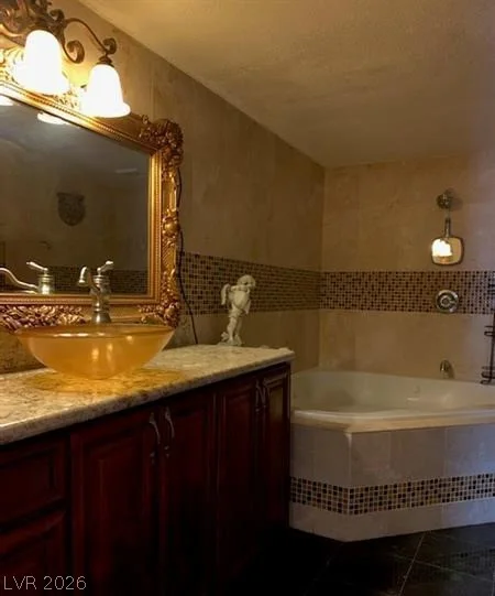 8101 Flamingo, Las Vegas, NV 89147