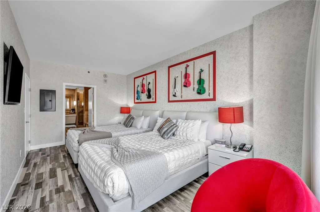 211 Flamingo, Las Vegas, NV 89169