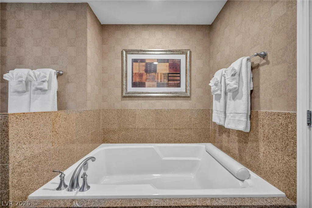 211 Flamingo, Las Vegas, NV 89169