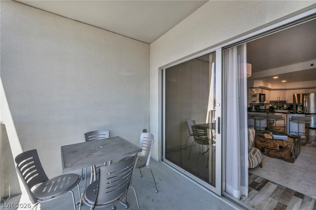 211 Flamingo, Las Vegas, NV 89169