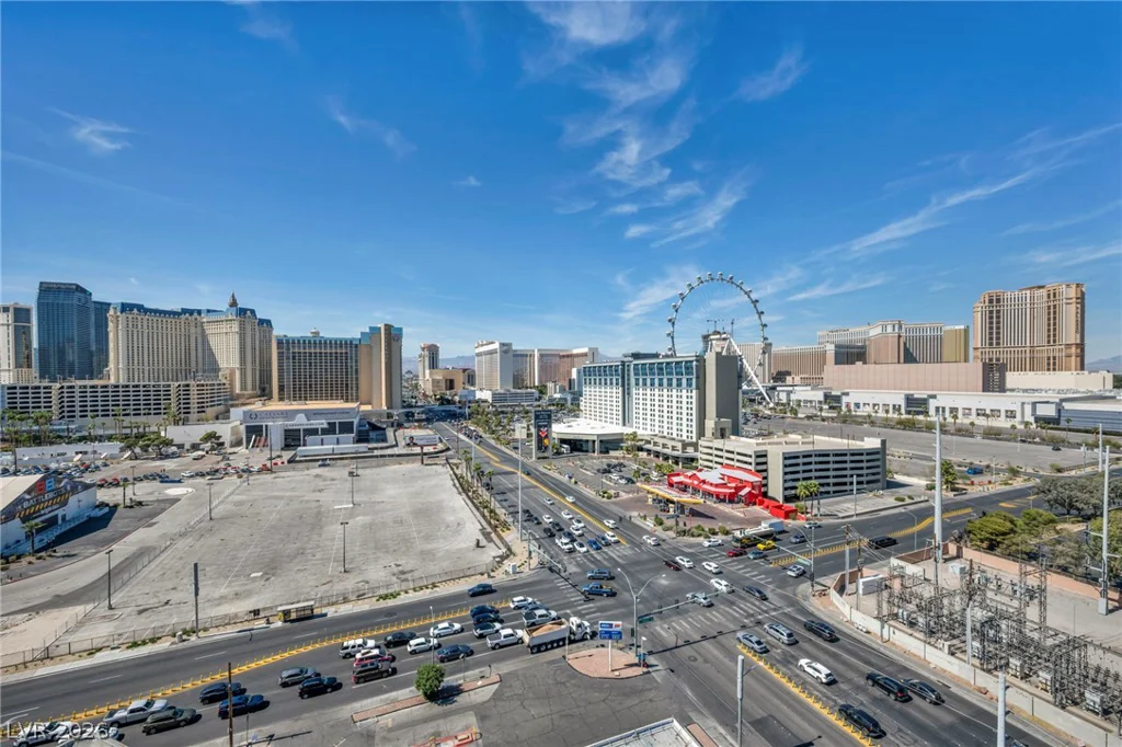211 Flamingo, Las Vegas, NV 89169