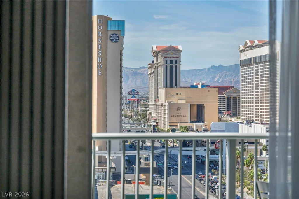 211 Flamingo, Las Vegas, NV 89169