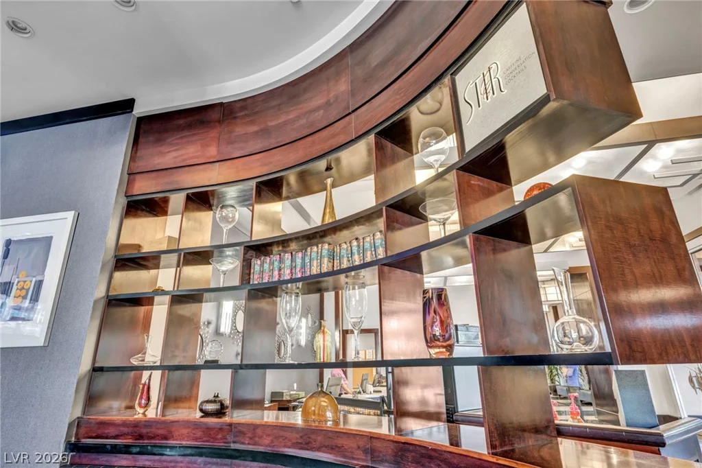 211 Flamingo, Las Vegas, NV 89169