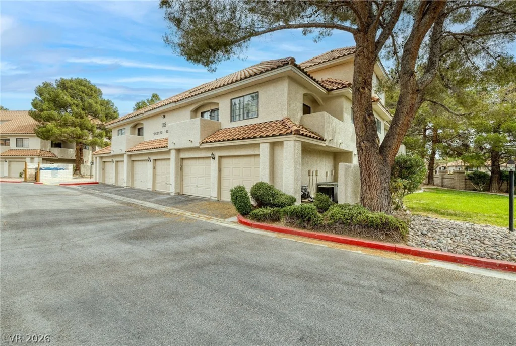 2605 Durango, Las Vegas, NV 89117
