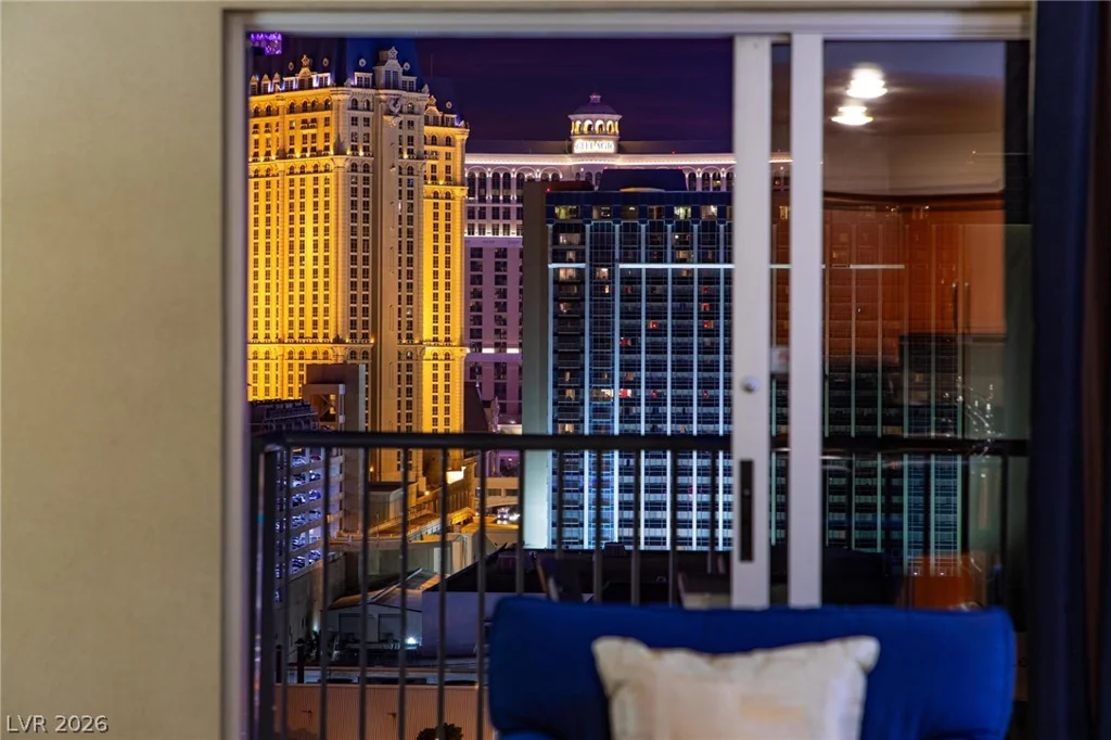 211 Flamingo, Las Vegas, NV 89169