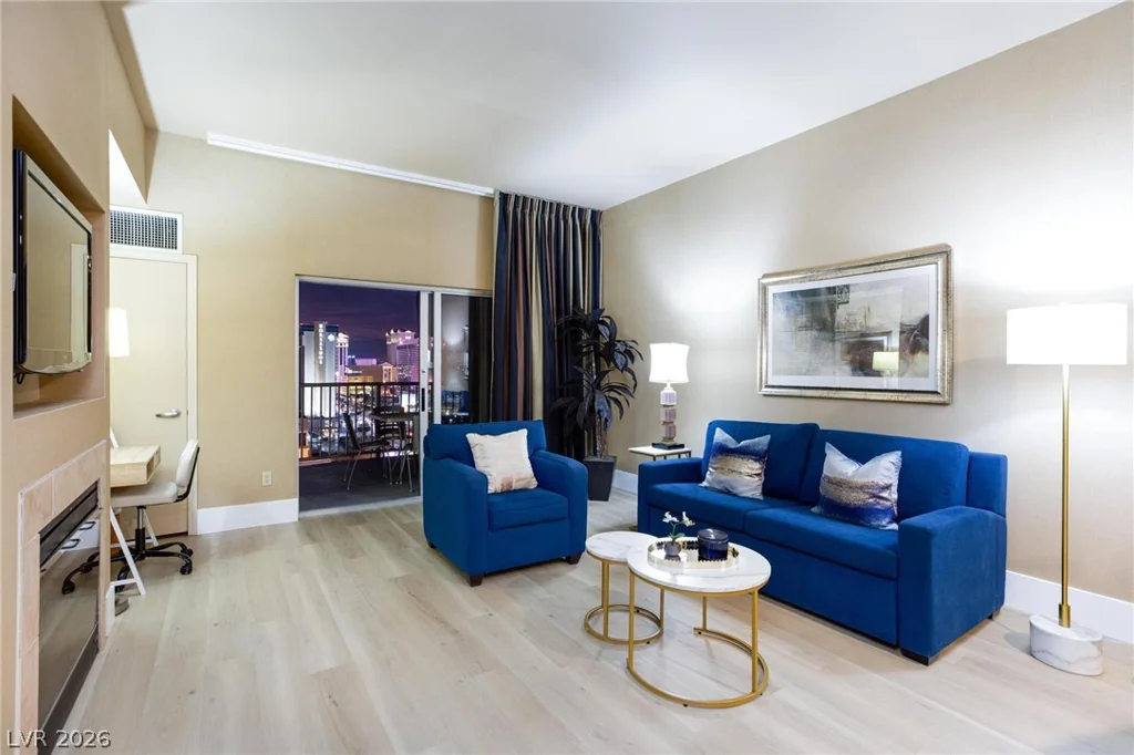 211 Flamingo, Las Vegas, NV 89169