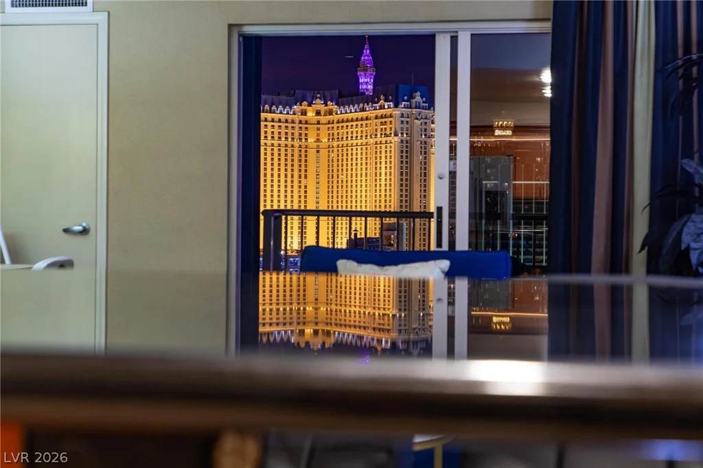 211 Flamingo, Las Vegas, NV 89169
