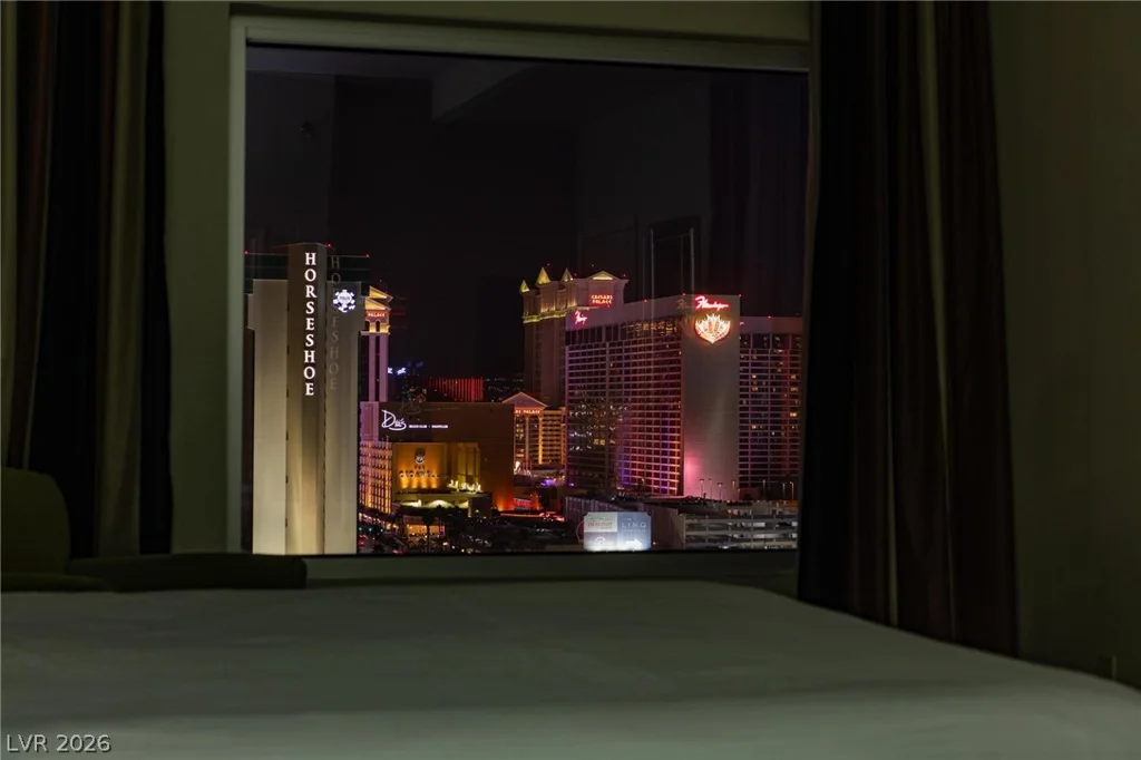 211 Flamingo, Las Vegas, NV 89169