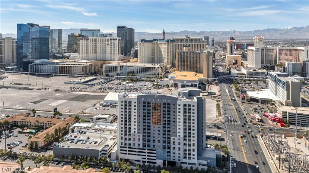 211 Flamingo, Las Vegas, NV 89169
