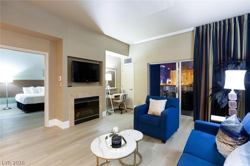211 Flamingo, Las Vegas, NV 89169