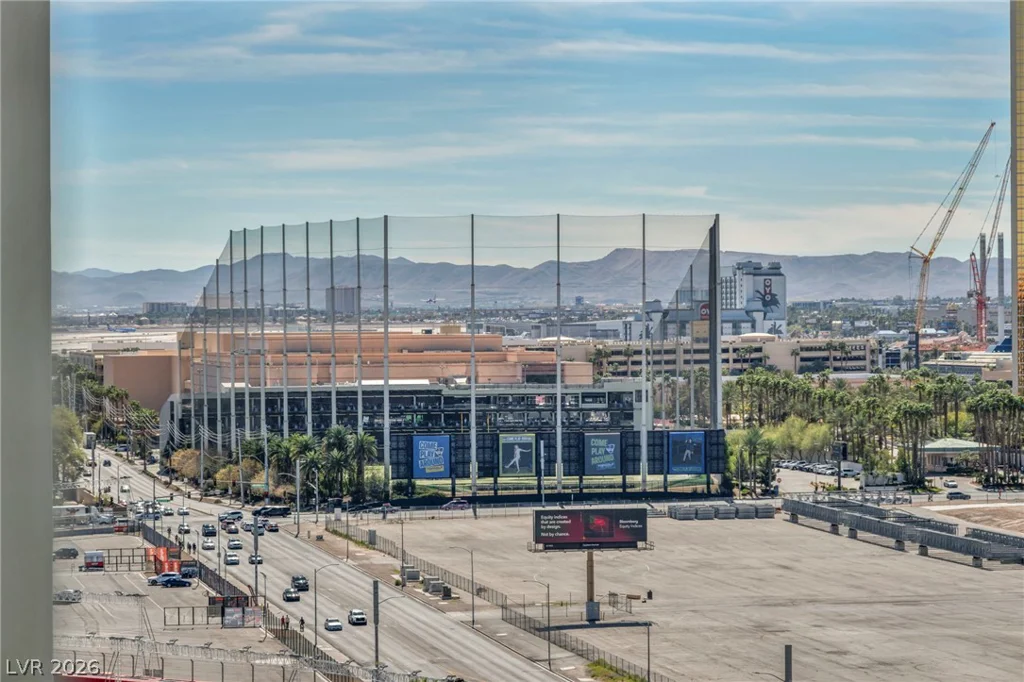211 Flamingo, Las Vegas, NV 89169