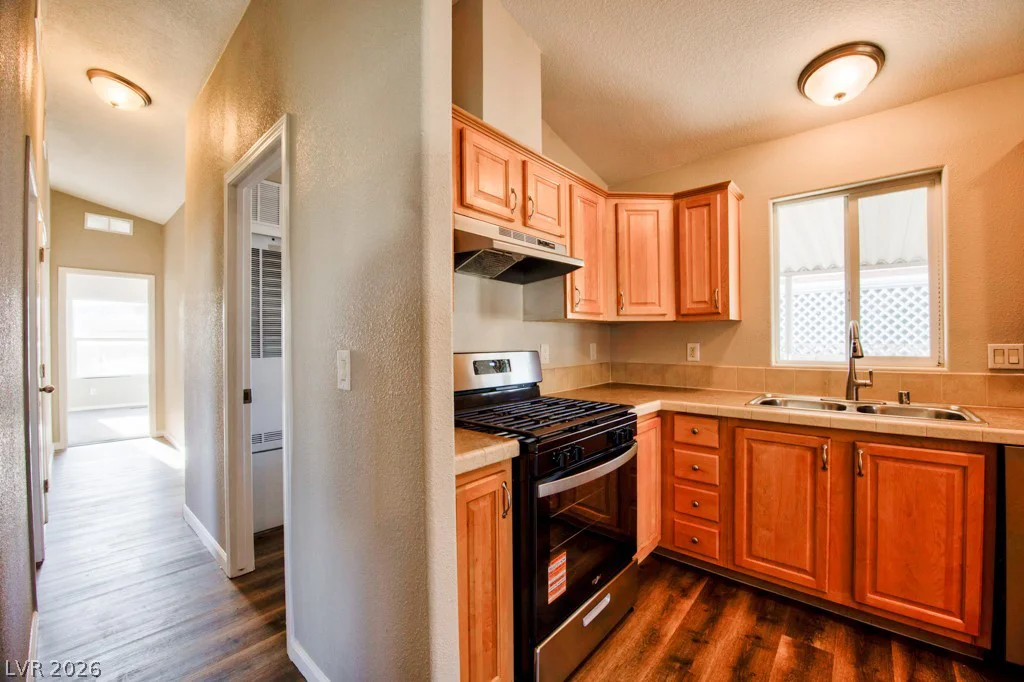 3643 Lost Hills, Las Vegas, NV 89122