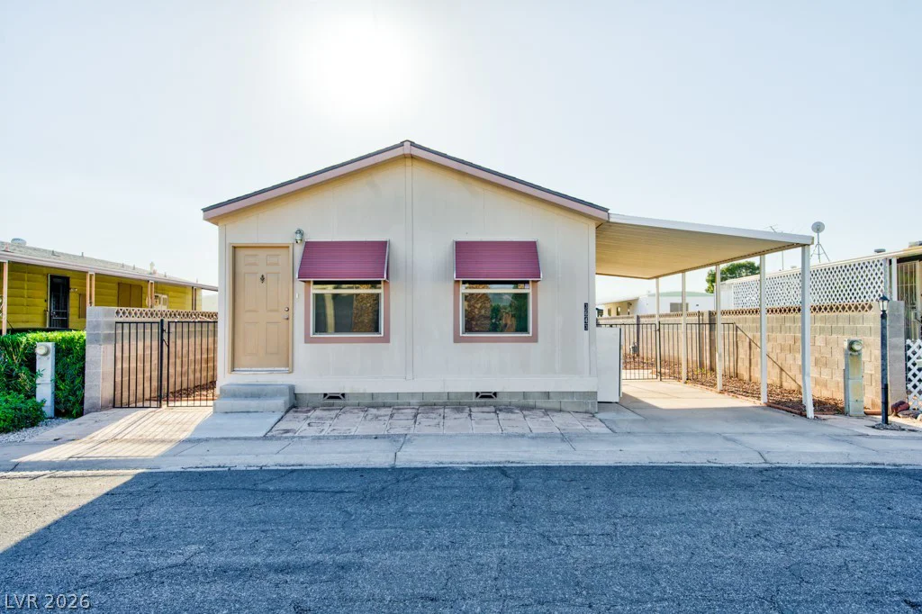 3643 Lost Hills, Las Vegas, NV 89122