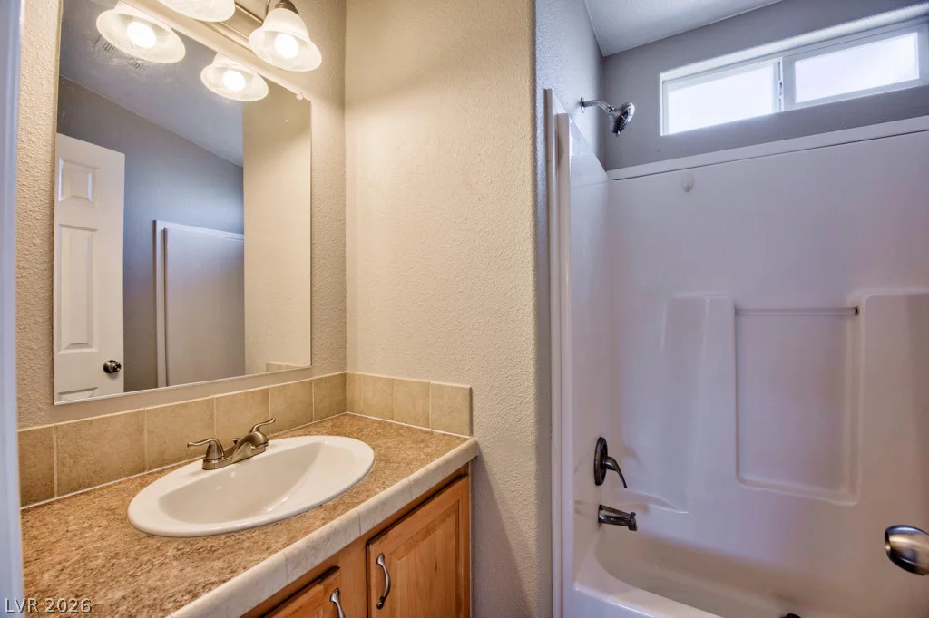 3643 Lost Hills, Las Vegas, NV 89122