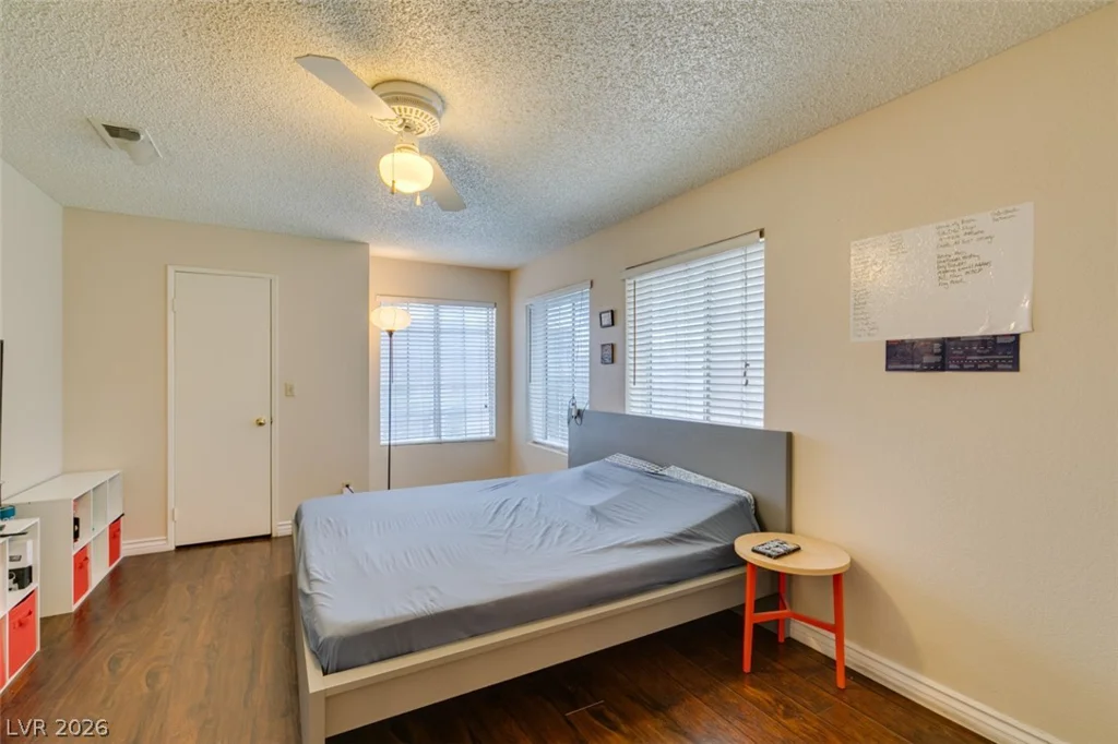 2200 Fort Apache, Las Vegas, NV 89117