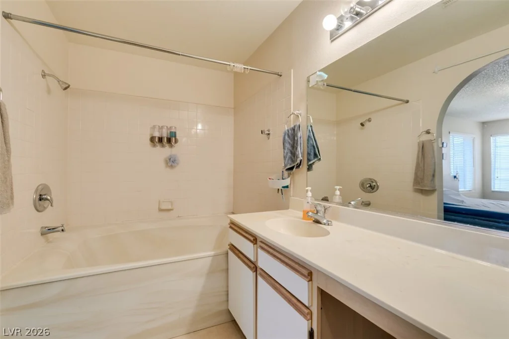 2200 Fort Apache, Las Vegas, NV 89117