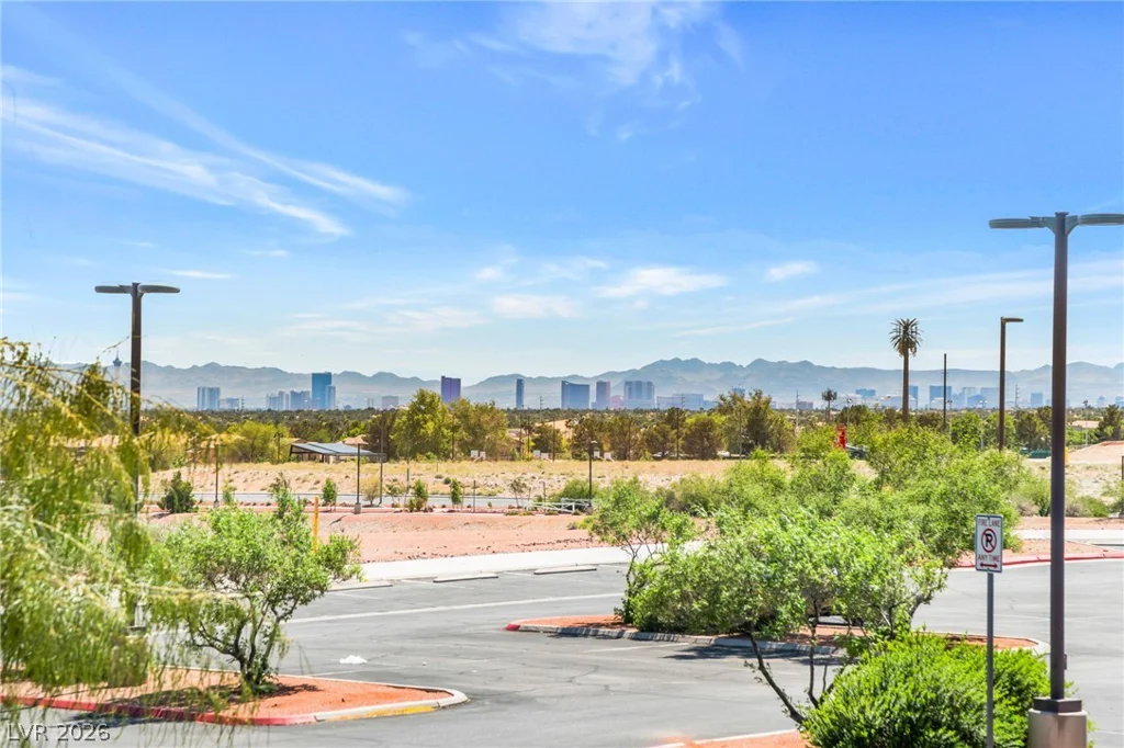 10083 Vibrant Moon, Las Vegas, NV 89129