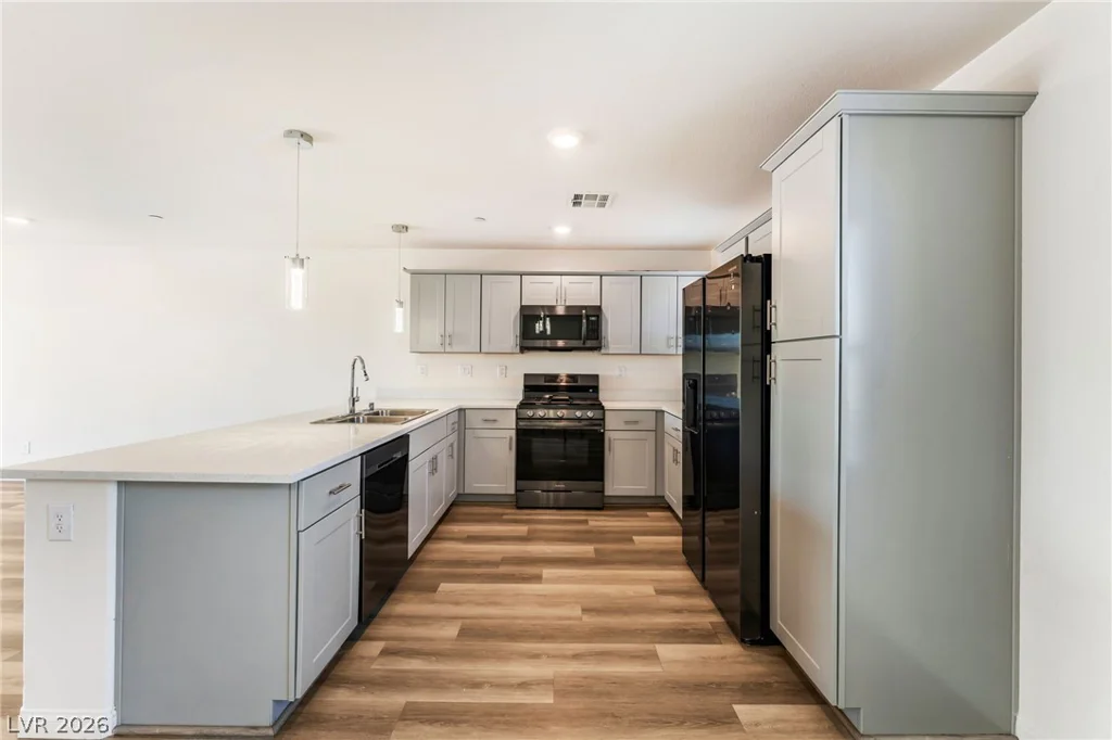 10083 Vibrant Moon, Las Vegas, NV 89129