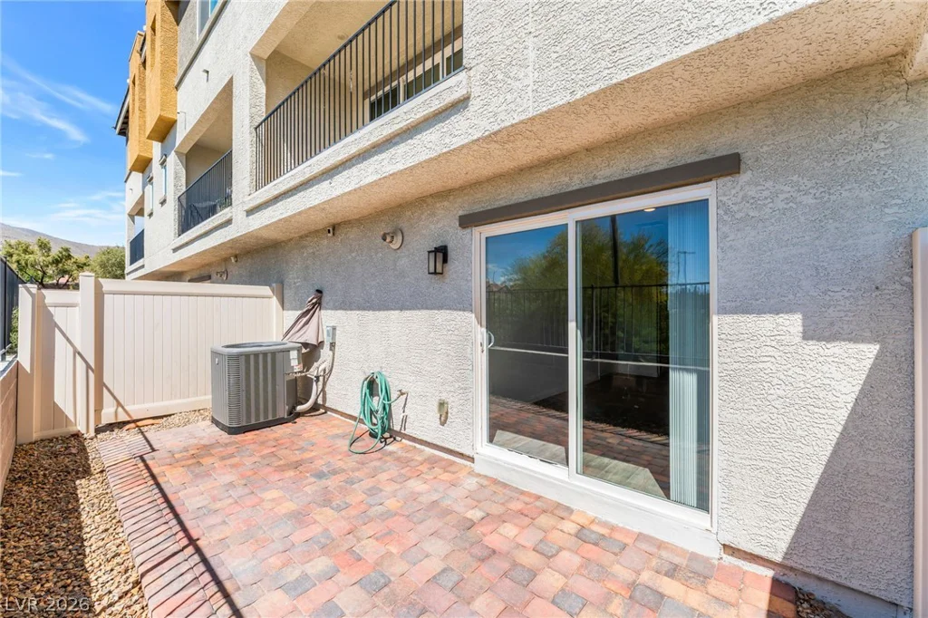 10083 Vibrant Moon, Las Vegas, NV 89129