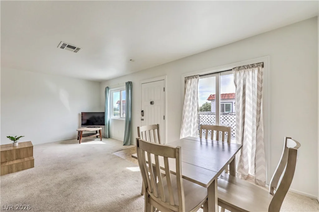 1101 Willow Tree, Las Vegas, NV 89128