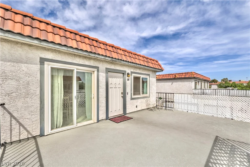 1101 Willow Tree, Las Vegas, NV 89128