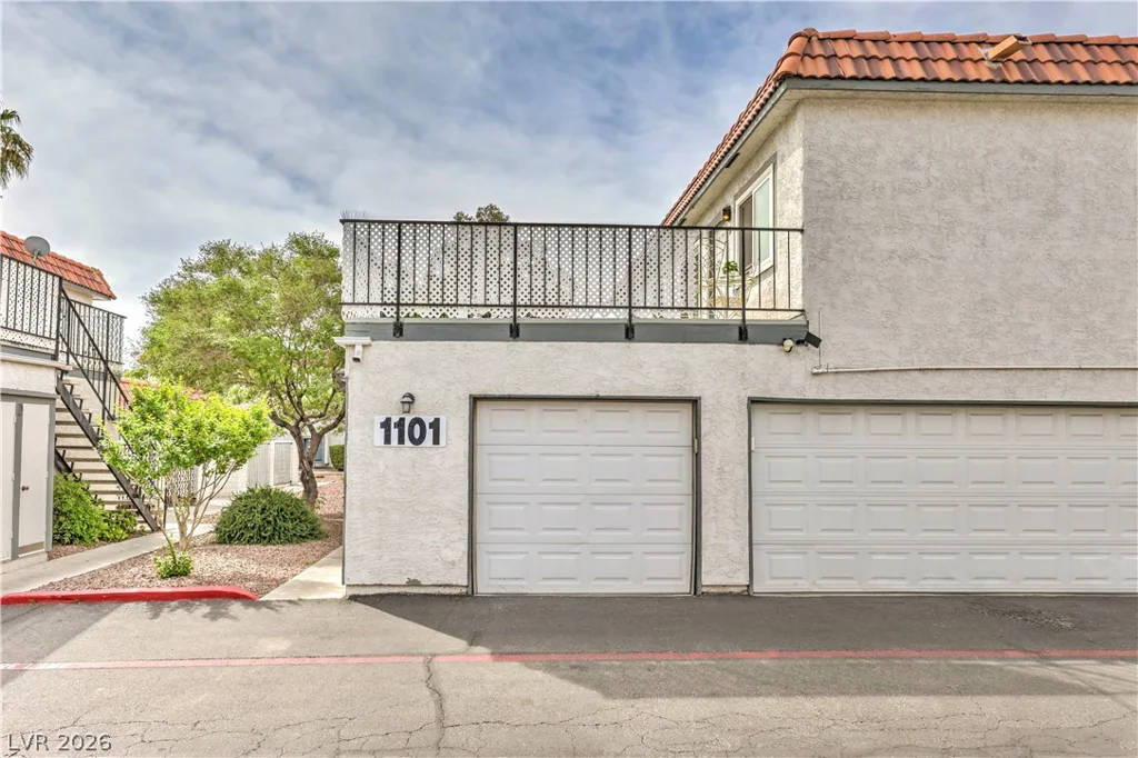 1101 Willow Tree, Las Vegas, NV 89128