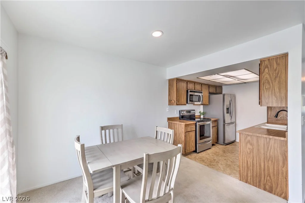 1101 Willow Tree, Las Vegas, NV 89128