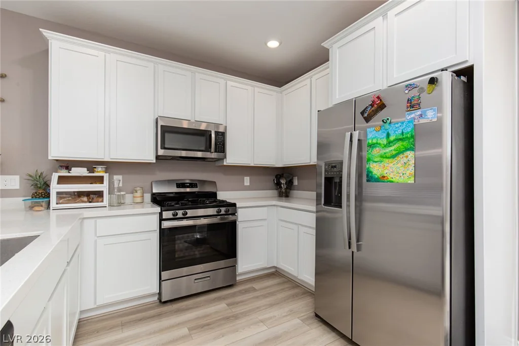 9734 Pacific Pine, Las Vegas, NV 89143