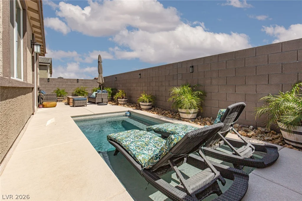 9734 Pacific Pine, Las Vegas, NV 89143