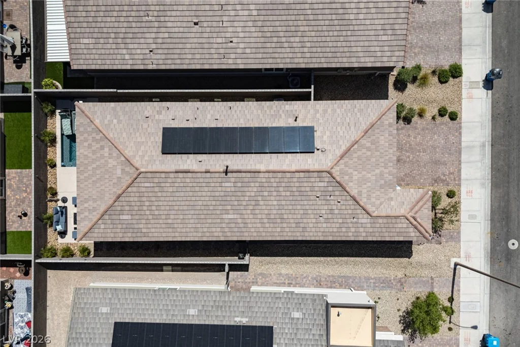 9734 Pacific Pine, Las Vegas, NV 89143