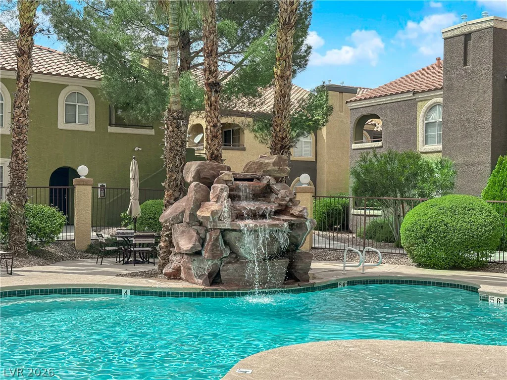 7950 Flamingo, Las Vegas, NV 89147