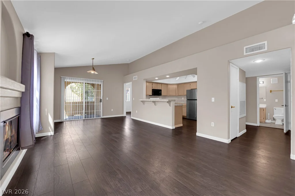 7950 Flamingo, Las Vegas, NV 89147