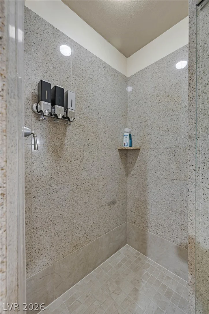 211 Flamingo, Las Vegas, NV 89169