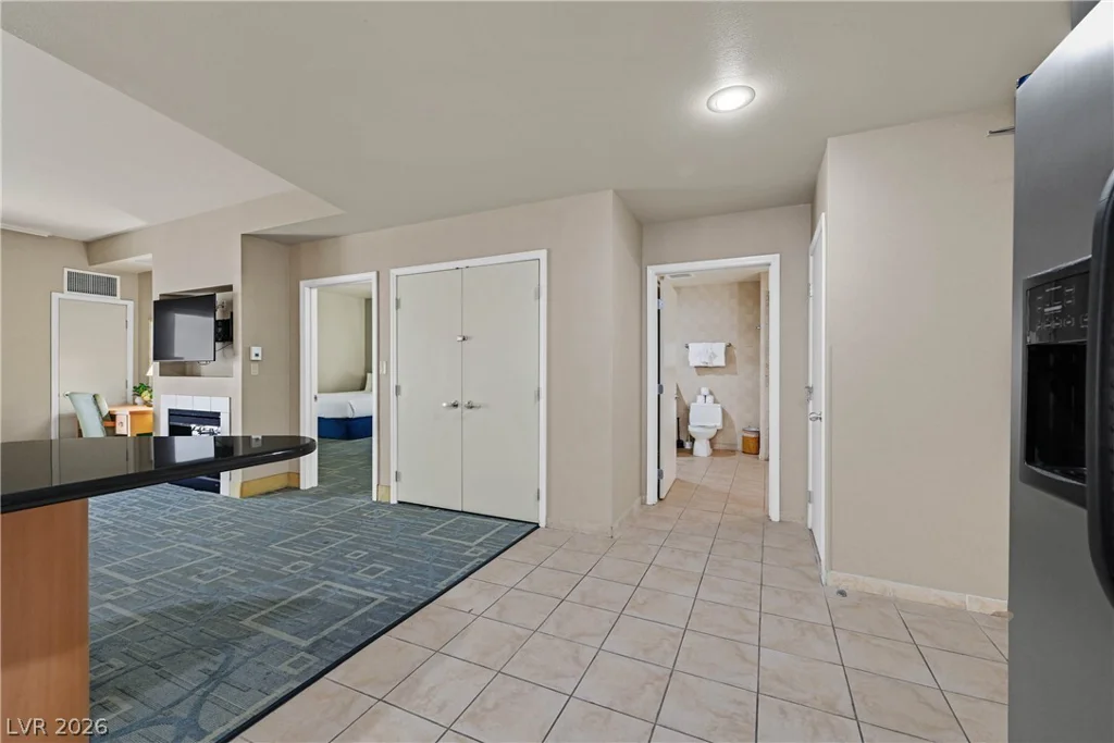 211 Flamingo, Las Vegas, NV 89169