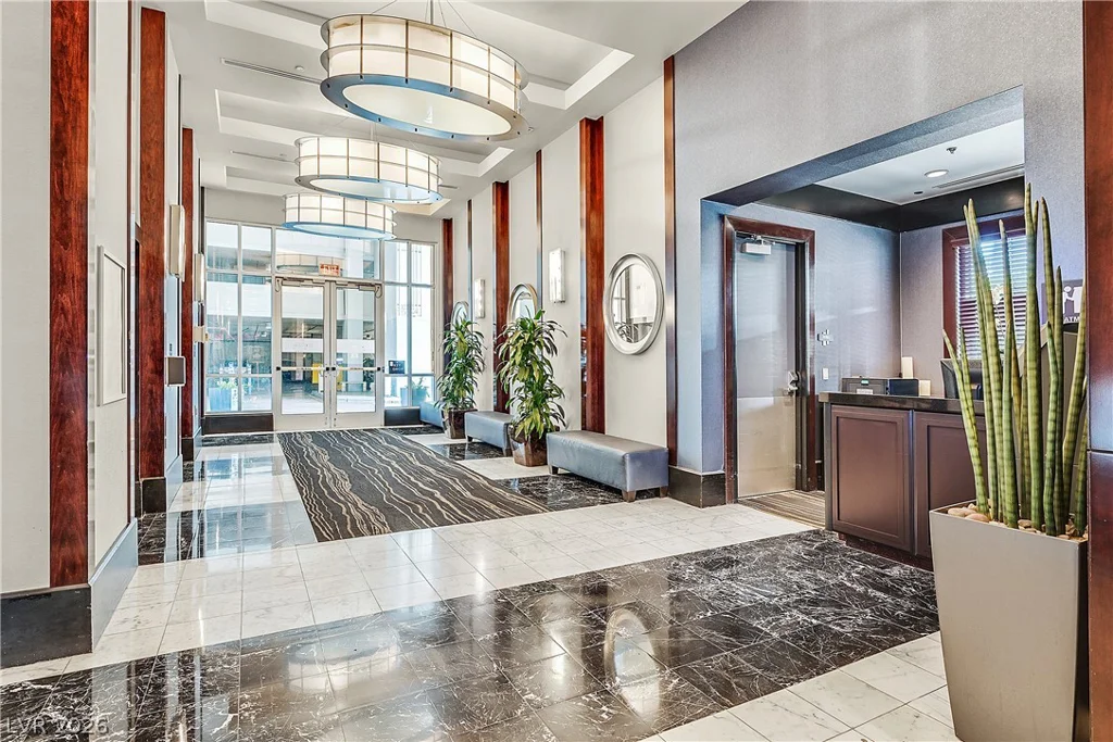 211 Flamingo, Las Vegas, NV 89169