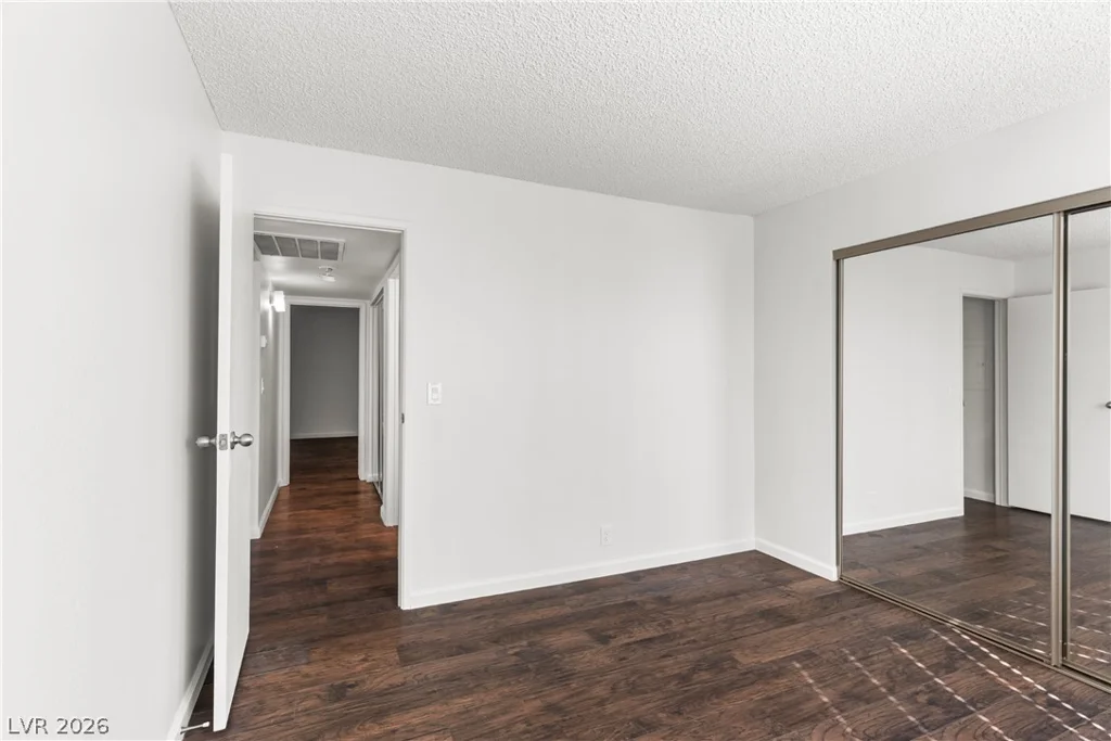5191 Pioneer, Las Vegas, NV 89146