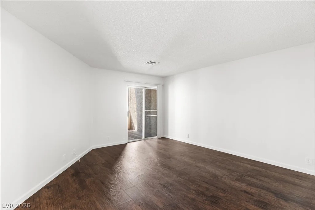 5191 Pioneer, Las Vegas, NV 89146