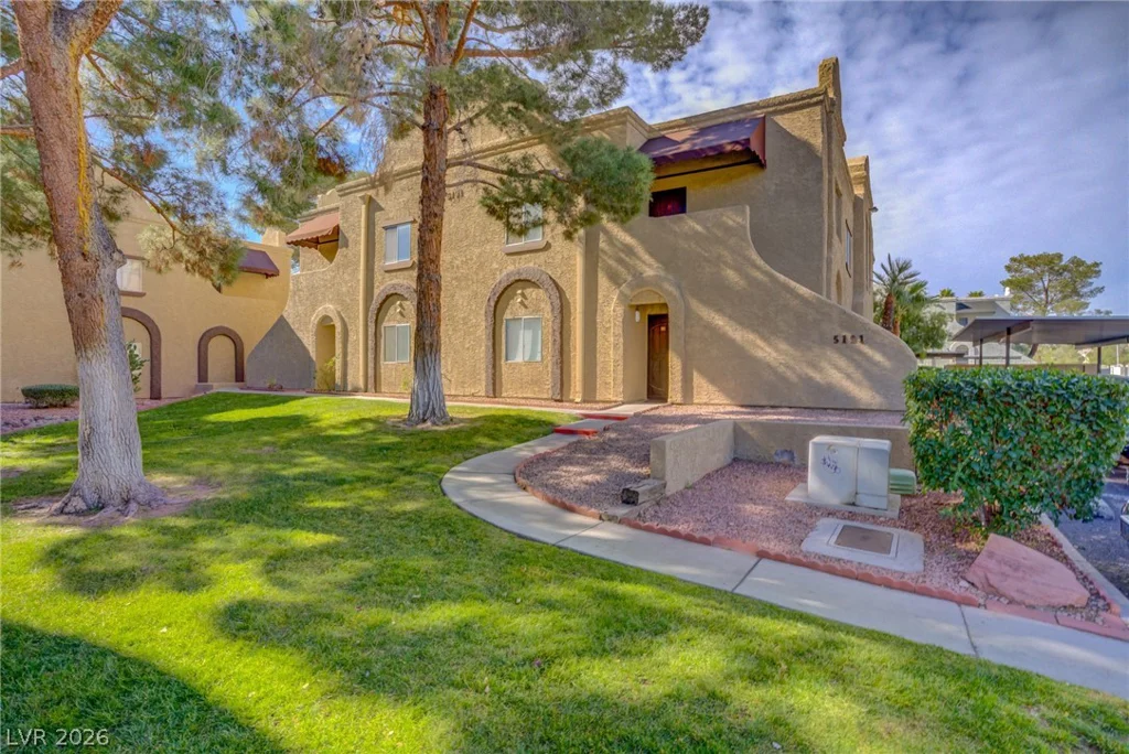 5191 Pioneer, Las Vegas, NV 89146