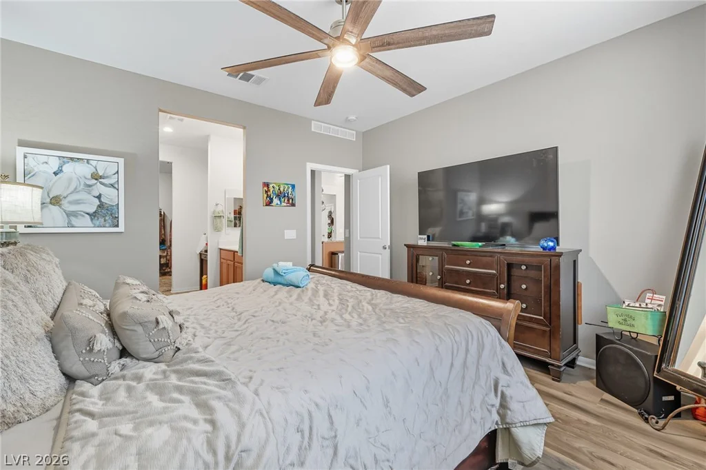 6955 Stone Cactus, North Las Vegas, NV 89086