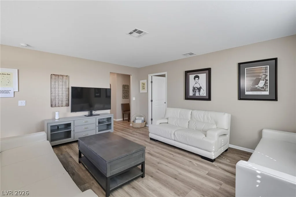 6955 Stone Cactus, North Las Vegas, NV 89086